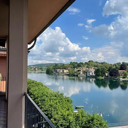 White 1 - Center River View * Sesto Calende